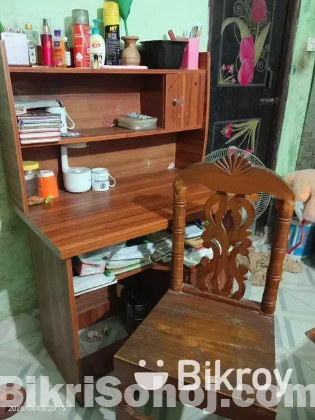 সেমি বক্স খাট